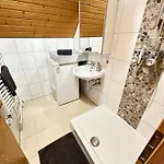 Apartmán 8 Einzelbetten I 6 Schlafzimmer I 2 Sep Ebenen I 2 Baeder, 2 Sep Wc I Messe, A81 I Monteure, Teams